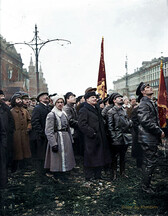 Lenin, Sverdlov, 7 Nov 1918.jpg