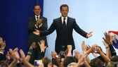 nicolas-sarkozy-france-s-newly-elected-president-speaks-to-supporters-in-paris-2007_781936.jpg