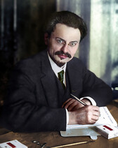 Trotsky -3.jpg